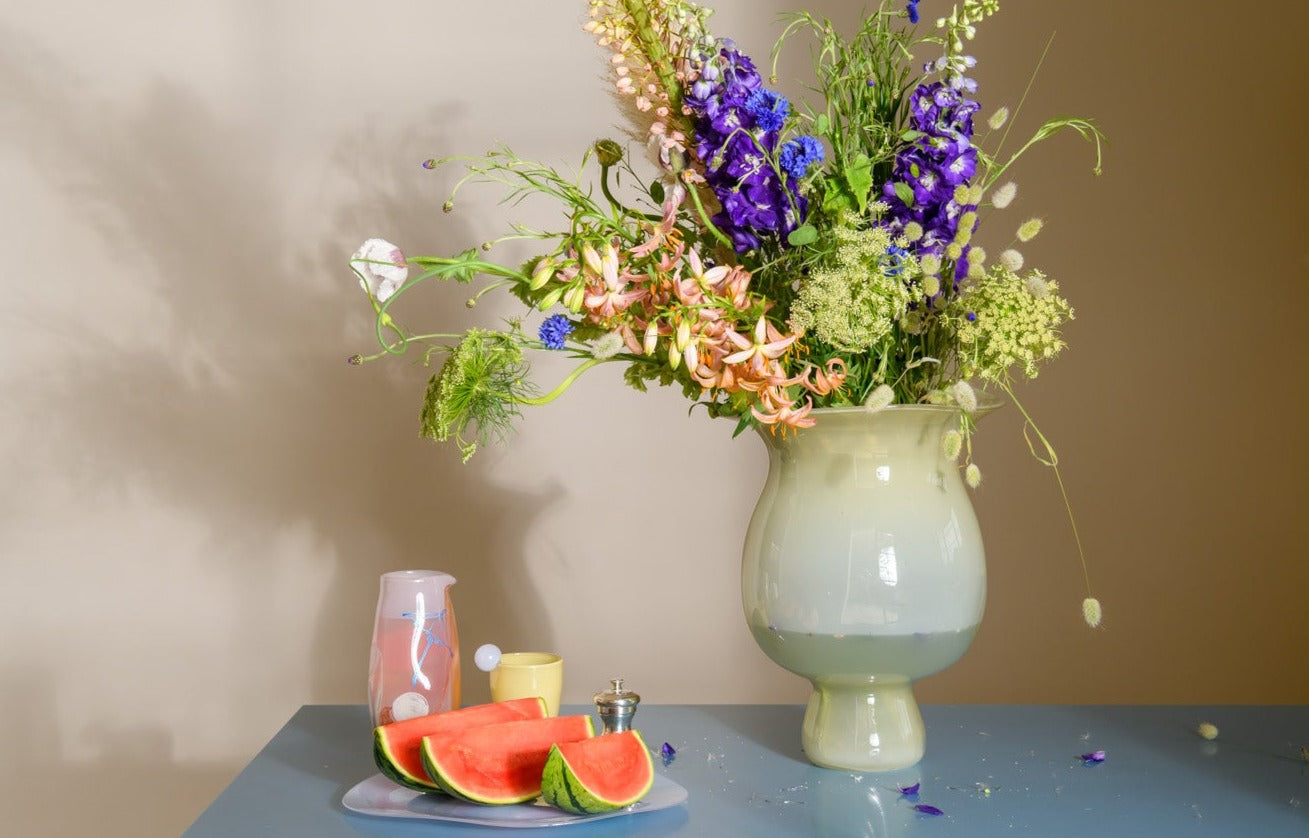 The Vase Mega